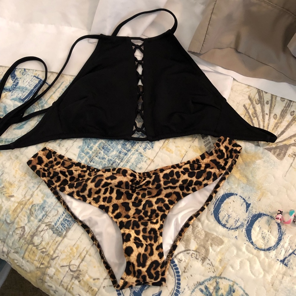Pink bikini set